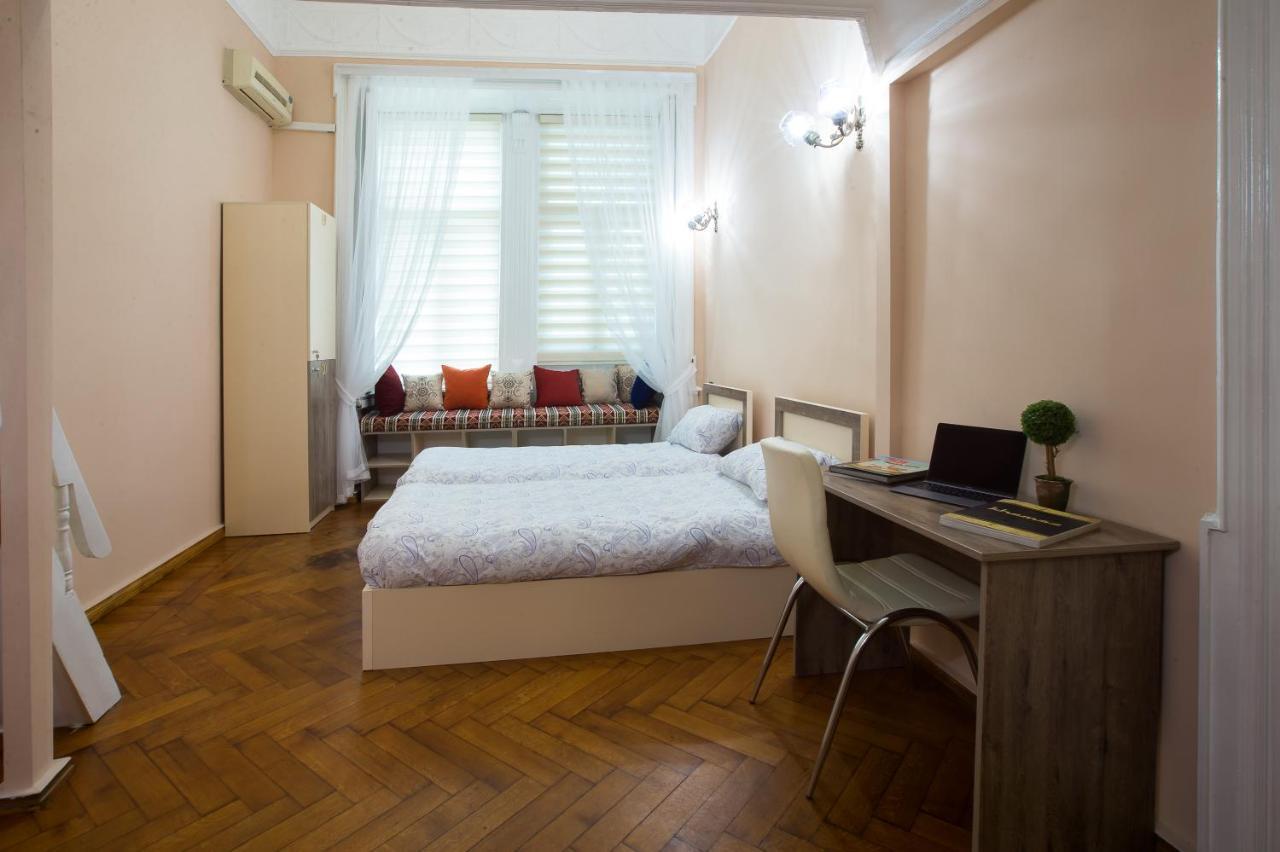 Khamsa Hostel Baku Chambre photo